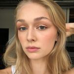 Flora Starreveld - @florastarreveld - Instagram