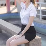 Flora Sutton - @flora.sutton.35 - Instagram