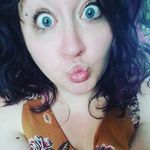 Florence Brehm - @florenceebee14 - Instagram