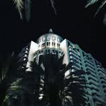 @florence.curtis - Instagram