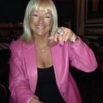 Florence Decker - @flodecker52 - Instagram