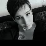 Florence Dill - Facebook