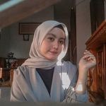 Florence Edwards - @aryo7988 - Instagram