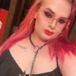 Florence Goode - @kameronperks - Instagram