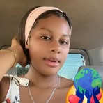 Florence Kanzo - Facebook