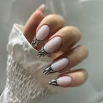 Florence Swift - @moayidsookja - Instagram