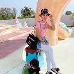 Chinwe Floyd - @chinwefloyd - Instagram