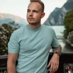 Dickson Floyd - @dicksonfloyd3 - Instagram