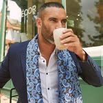 Floyd_Hanson - @yililek535 - Instagram