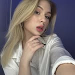 Francesca Bennett - @isabellaroseuma - Instagram