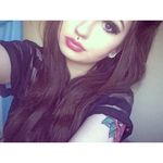 Francesca Carmichael - @ces_cx - Instagram