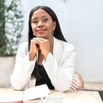 Franchesca Pérez |Abogada de Inmigración & Visas - @salasperezjm - Instagram
