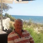 Frank Bottomley - @frankbottomley - Instagram