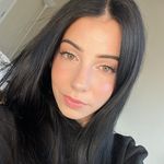 Lizzie Franklin - @lizzie.franklinn - Instagram