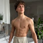 Frederik Neubauer🇩🇪 - @freddisthenics - Instagram