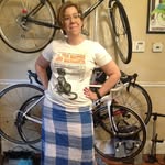 Courtney - @ace_and_fredpickles - Instagram
