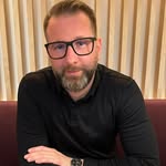 Frederic Schiller - @fredchill_sqm - Instagram
