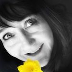 Freda Caccavale - @i_am_possible_pencil_portraits - Instagram