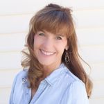Freda Keller - @santa.fehomesbyfreda - Instagram