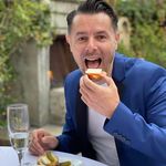 Frédéric Schneider - @fredfromparisnews - Instagram