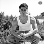 Frederick_Holland_ - @_vngelocaduto.it - Instagram