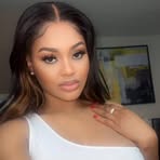 Frida Rose - Facebook
