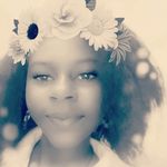 Frida Grâce Mitna - @mitnamounouna - Instagram