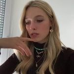 𝔽𝕣𝕚𝕖𝕕𝕒 ℝ𝕠𝕥𝕙 - @masbevg - Instagram