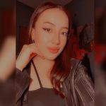 FUNDA ESEN - @fundaesen523 - Instagram
