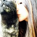 Elisabeth Vasquez Hein - @fuzzybrowngirl - Instagram