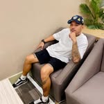 Gab Flores - @gabflores_ - Instagram