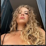 Gabrielle - @gabbybeardwood - Instagram