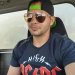 Gabe Bond - @gabe.bond.75 - Instagram