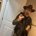 Gabe Lloyd - @gabemlloyd - Instagram