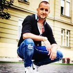 Gábor Varga - @gaborkapici - Instagram