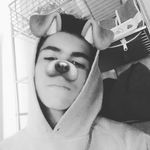 gabriel armstrong - @gabrielarmstrong28 - Instagram
