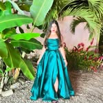 Gabriela Angulo - @gabriela.110204 - Instagram