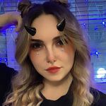 Gabrielle Blake - @gabrielleblake528 - Instagram