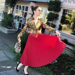 Gabrielle Call - @maximalist.taste.minimal.space - Instagram