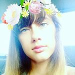 Gabrielle Cramer - @gabrielle._.rose_ - Instagram