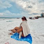 Gabrielle Hebert - @beachgirlthings - Instagram
