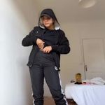 Gabrielle Willard - @gabrielle.willard.10 - Instagram