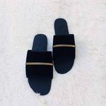 Eniola - @gail_monahan_12 - Instagram