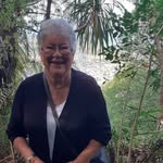 Gail Rutter - @bearynice2 - Instagram