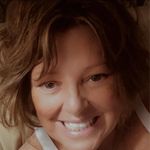Laura Vinson - @lgailvinson - Instagram