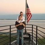 Garrett Lopez - @garrett.lopez.39 - Instagram