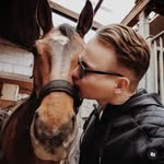Garrett Cobb - @whoiscobb - Instagram