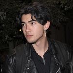 @garrettwestleythomas - Instagram