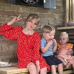 Lisa O'Neill - @garry.oneill52 - Instagram