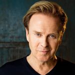 Garth McLean - @yogarthman - Instagram